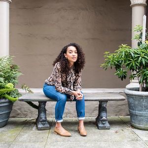 Meet your Posher, Dezi